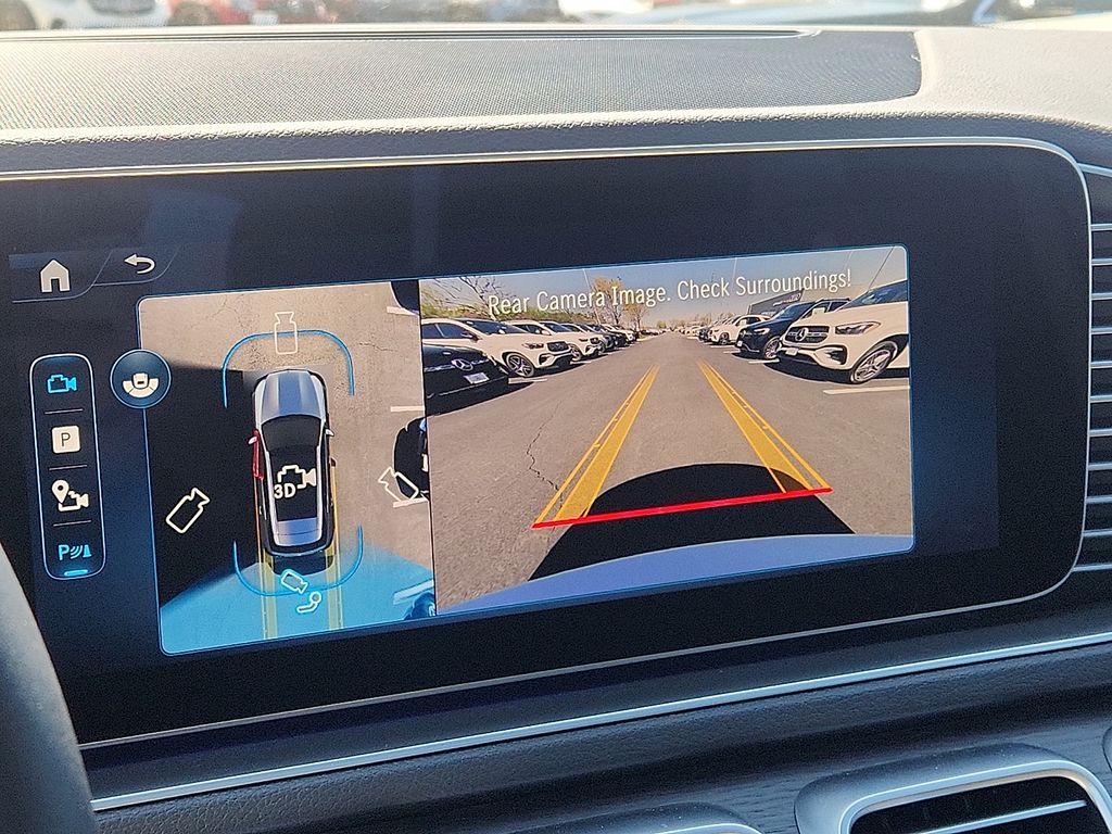 Thumbnail: 2026 Mercedes-Benz GLE - 13