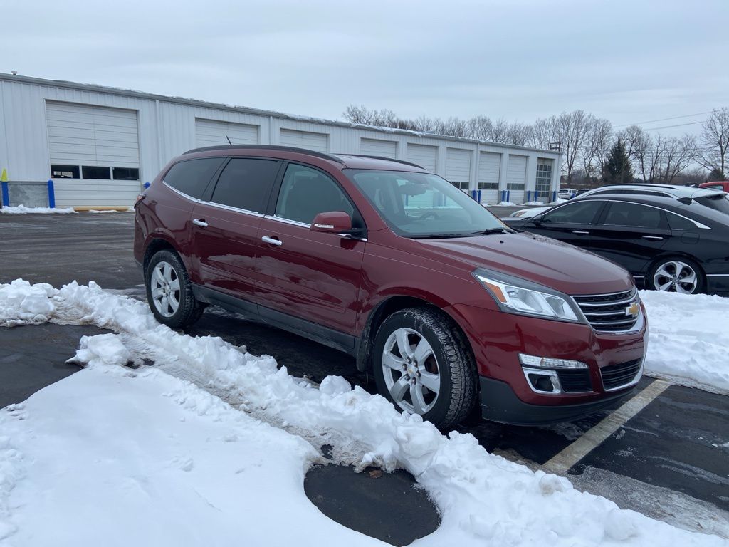Thumbnail: 2017 Chevrolet Traverse - 7