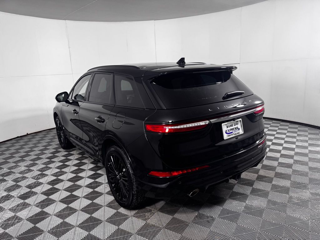 Certified Used 2025 Black Lincoln Reserve image 5