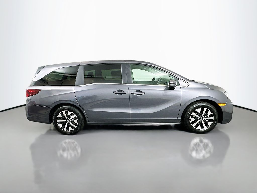 Thumbnail: 2026 Honda Odyssey - 4