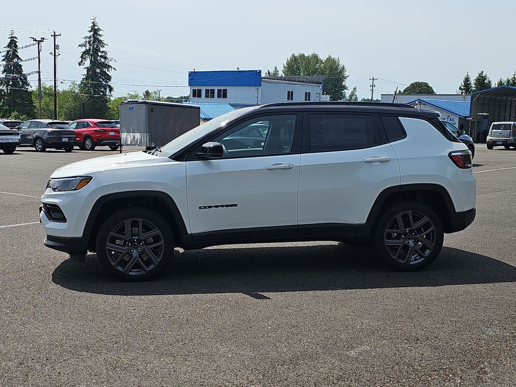 2025 Jeep Compass Limited - Photo 2