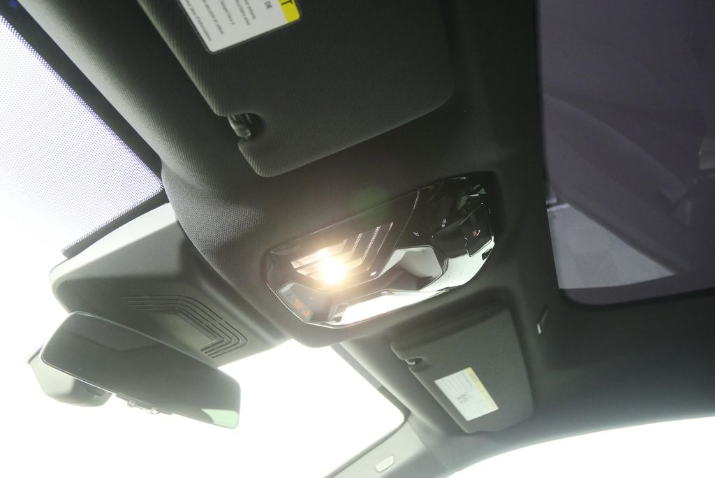 Thumbnail: 2026 BMW iX - 21