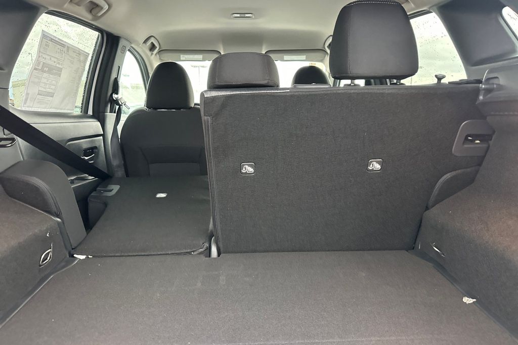 2026 Nissan KICKS SV - Photo 12