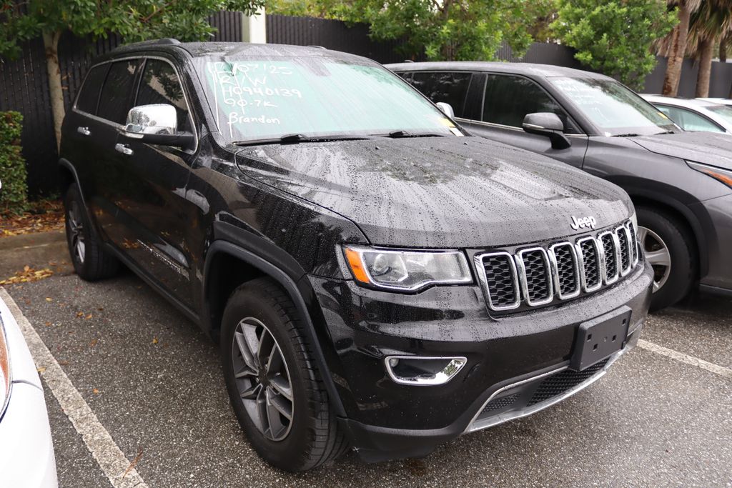 Thumbnail: 2017 Jeep Grand Cherokee - 6