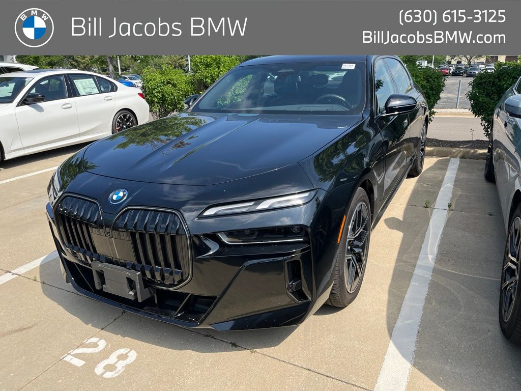 Black Sapphire Metallic 2026 BMW 7 Series Sedan All-Wheel Drive 8-Speed Automatic