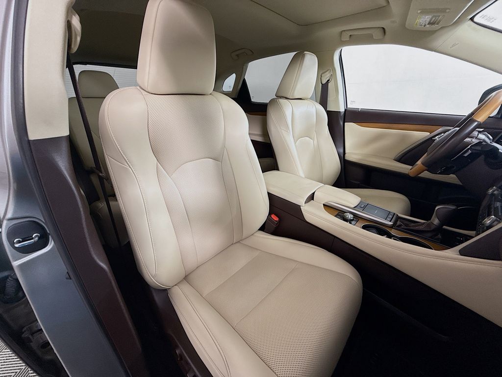 Thumbnail: 2020 Lexus RX - 29