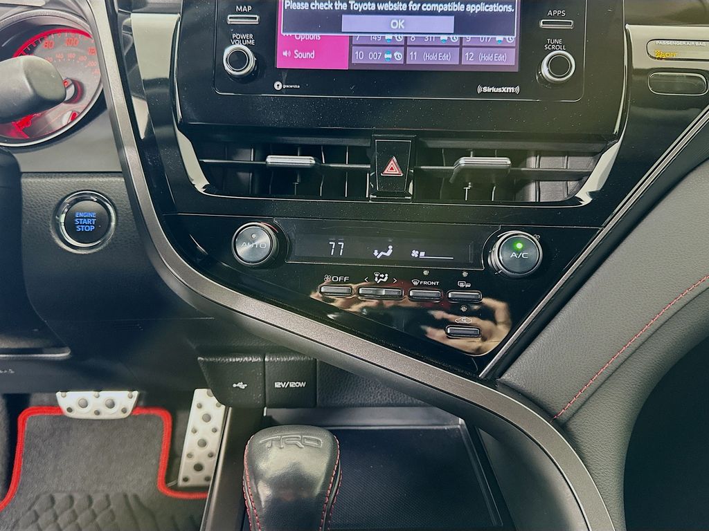 Thumbnail: 2021 Toyota Camry - 15