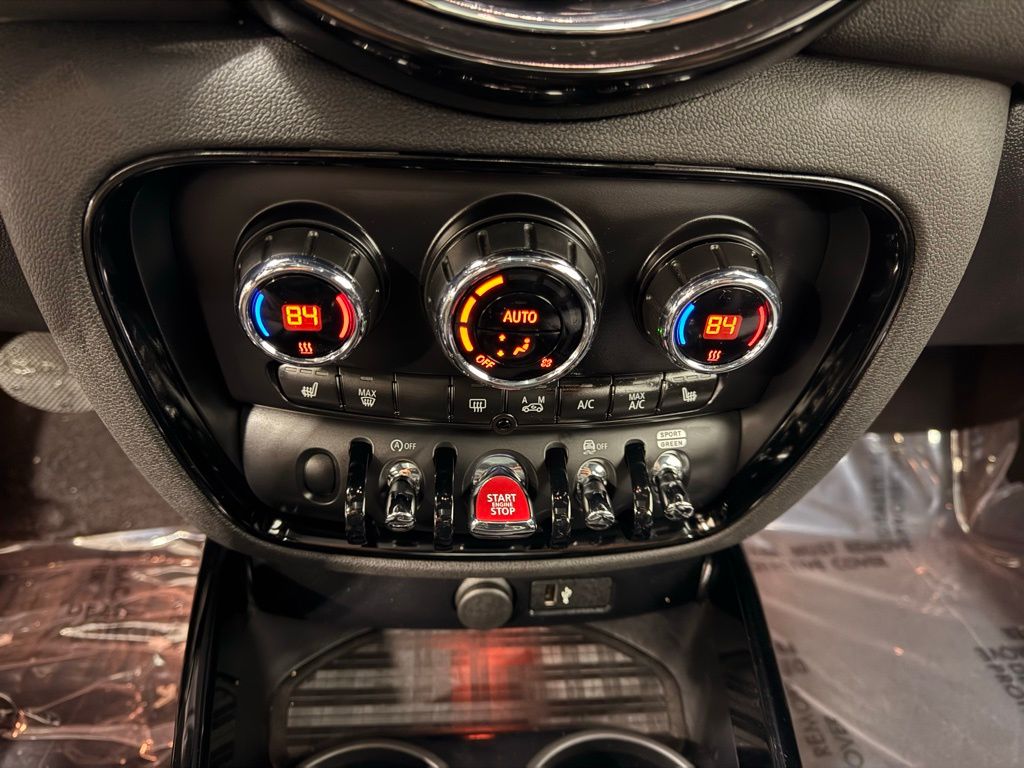 Thumbnail: 2023 MINI Cooper Clubman - 18