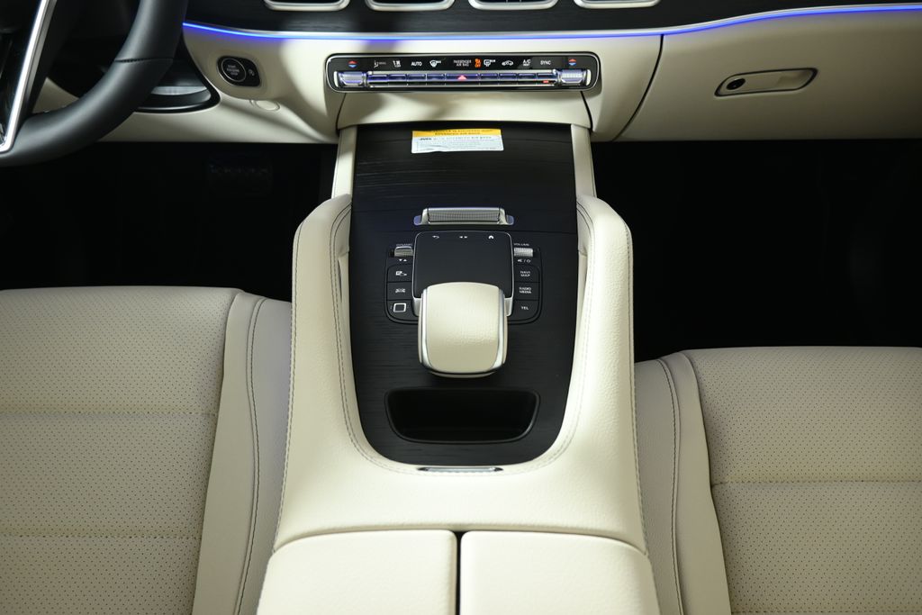 Thumbnail: 2026 Mercedes-Benz GLE - 19