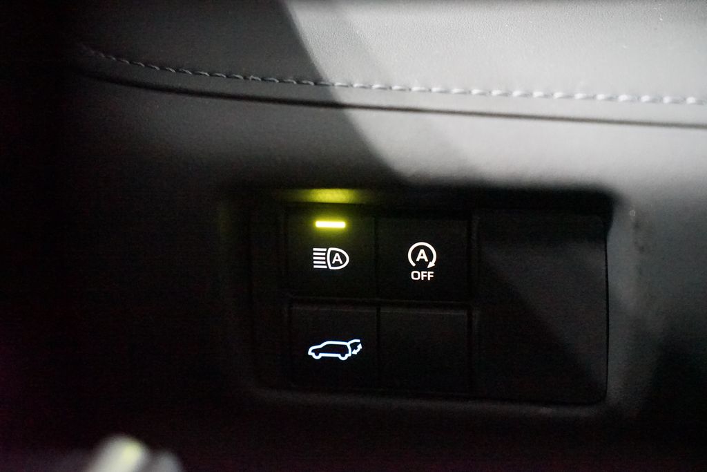 Thumbnail: 2024 Toyota Highlander - 24