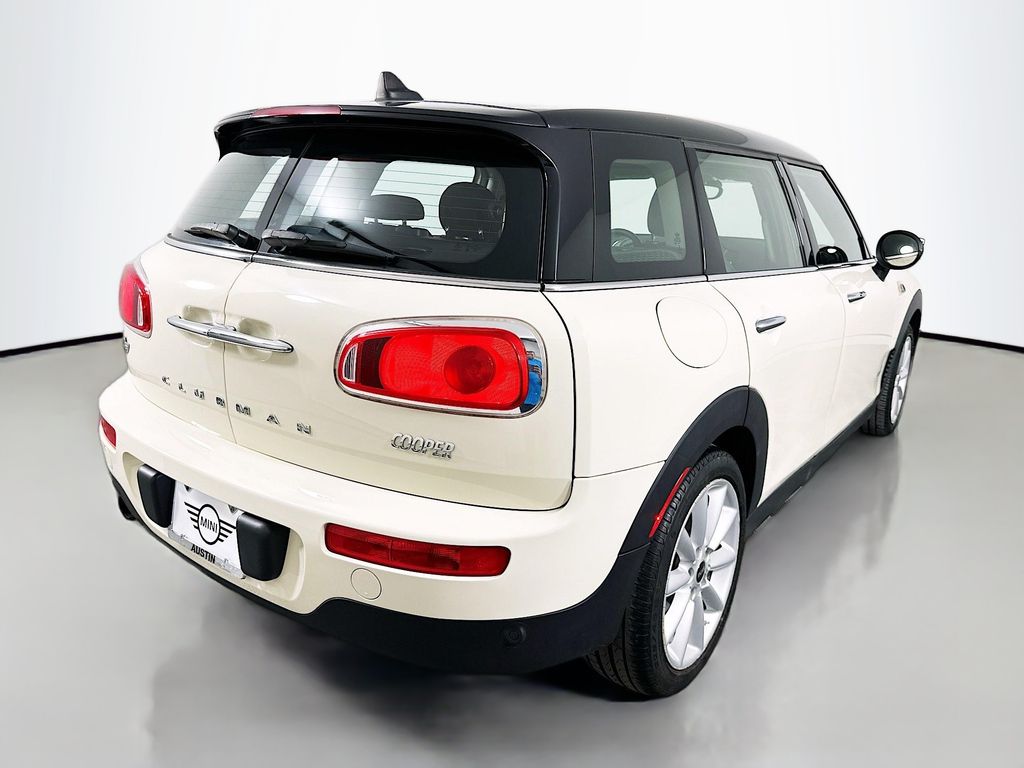 Thumbnail: 2017 MINI Cooper Clubman - 2
