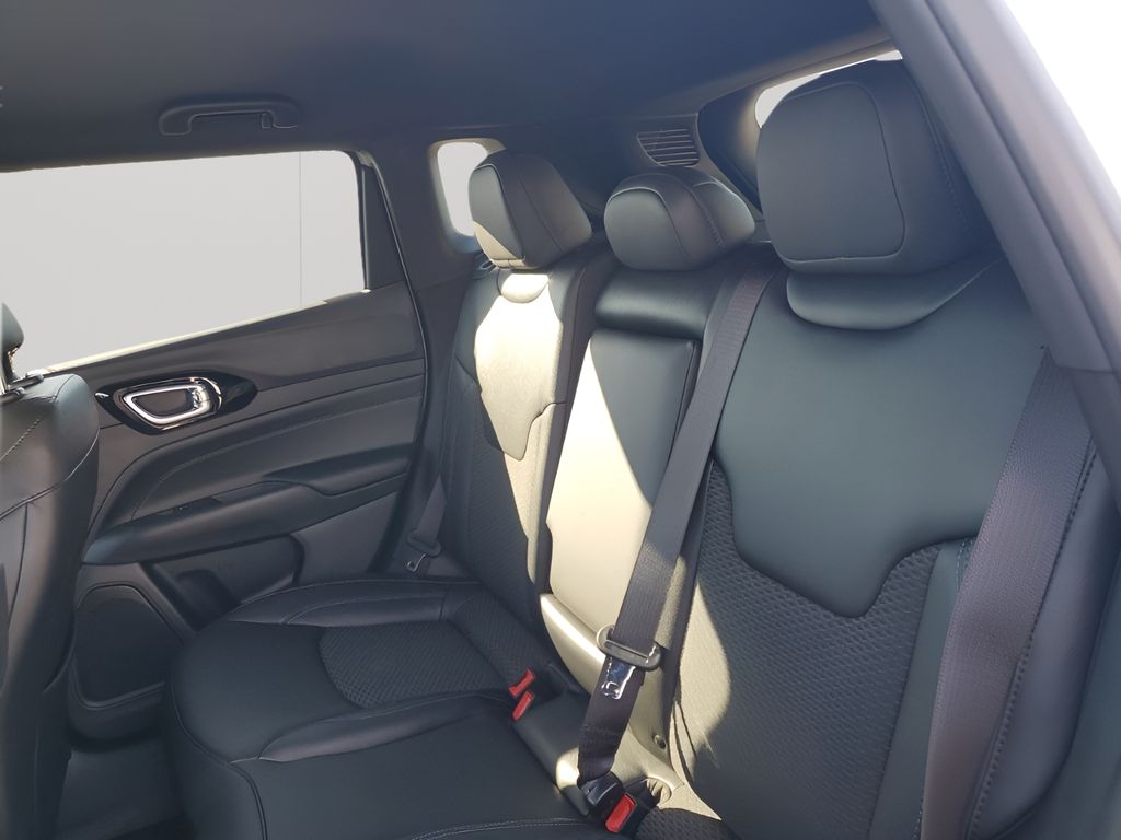 New 2026 Silver Jeep  image 19