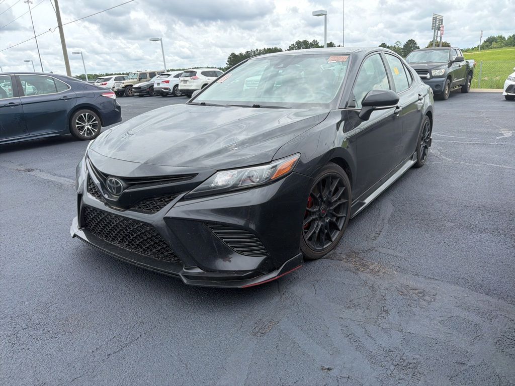 View vehicle photo 3