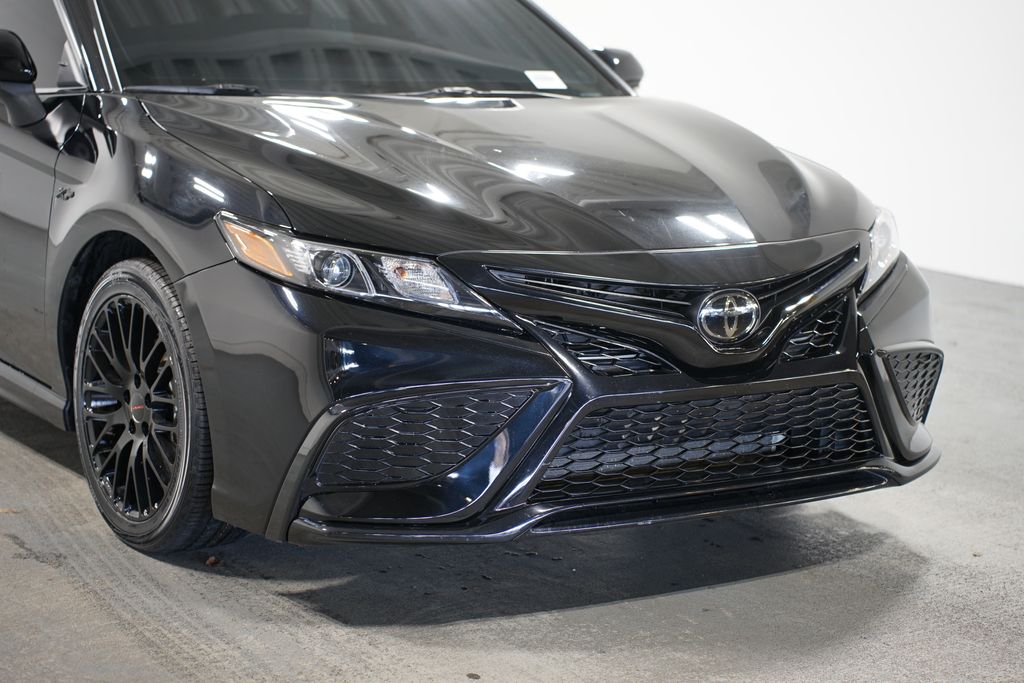 2023 Toyota Camry SE 4