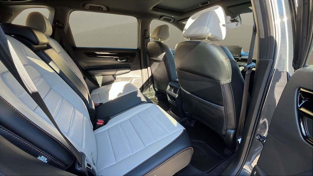 used 2024 Honda CR-V Hybrid car, priced at $35,450