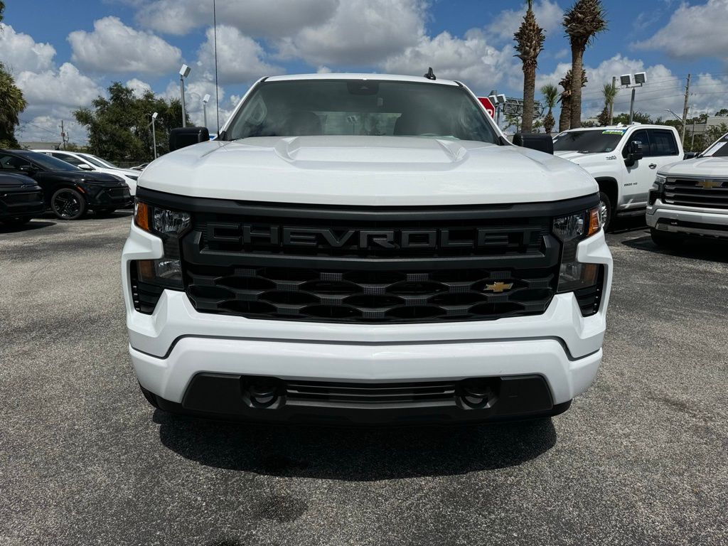 2025 Chevrolet Silverado 1500 Custom 3