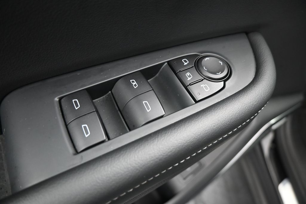 Used 2025 Buick Enclave SUV