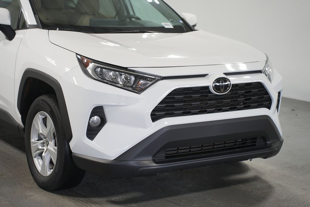 2021 Toyota RAV4 XLE 4