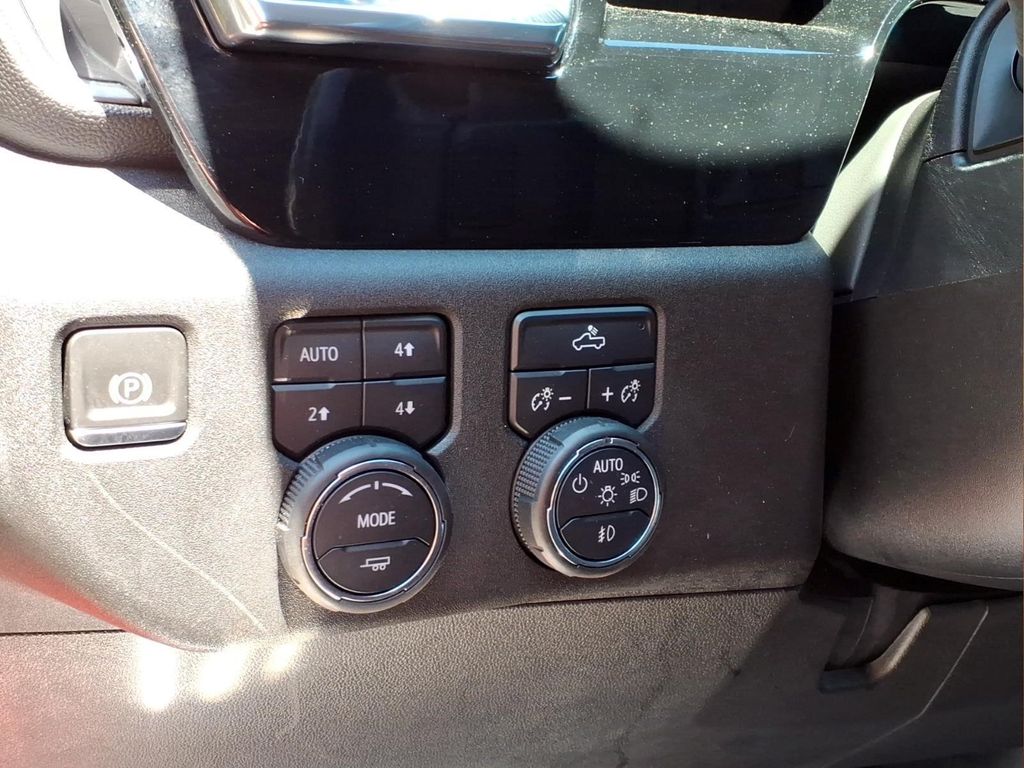 ChevroletSilverado 150018