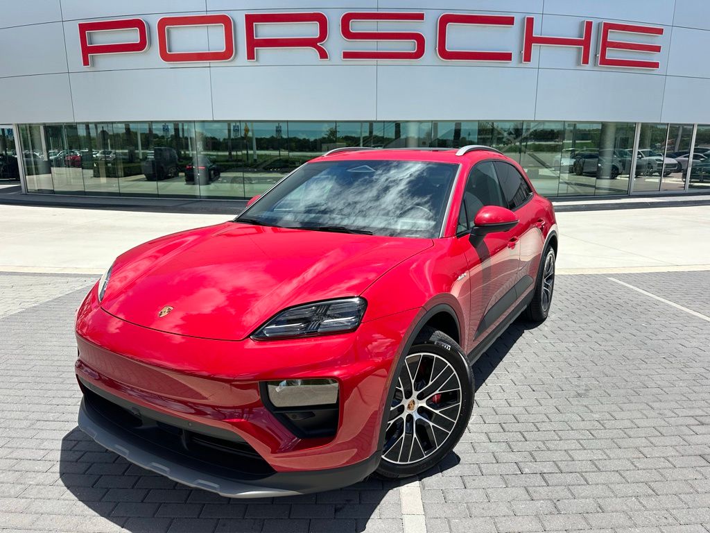 Thumbnail: 2026 Porsche Macan - 1