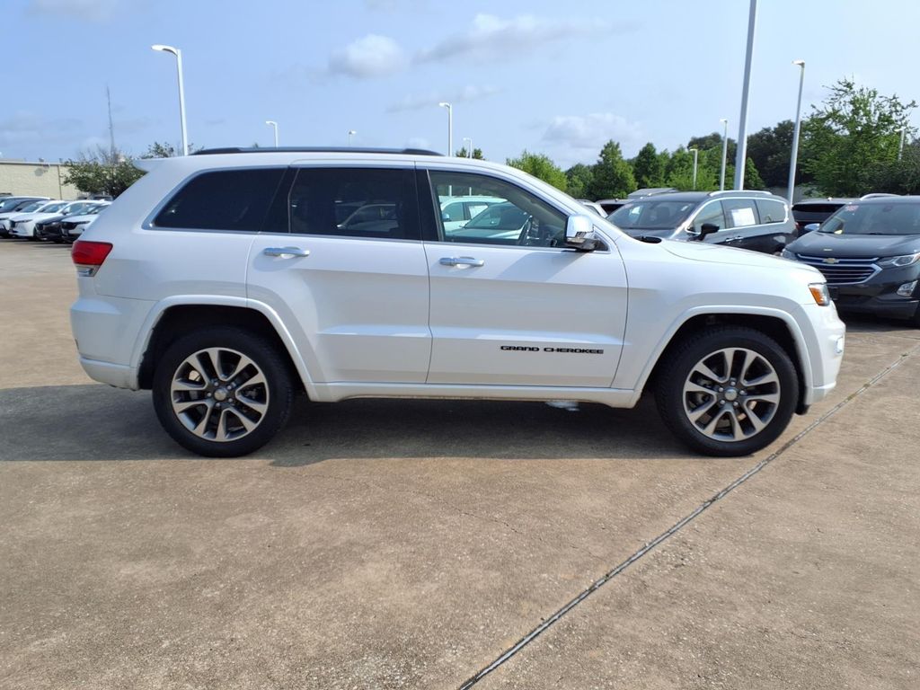 2017 Jeep Grand Cherokee Overland White at Bayway Cadillac of The Woodlands