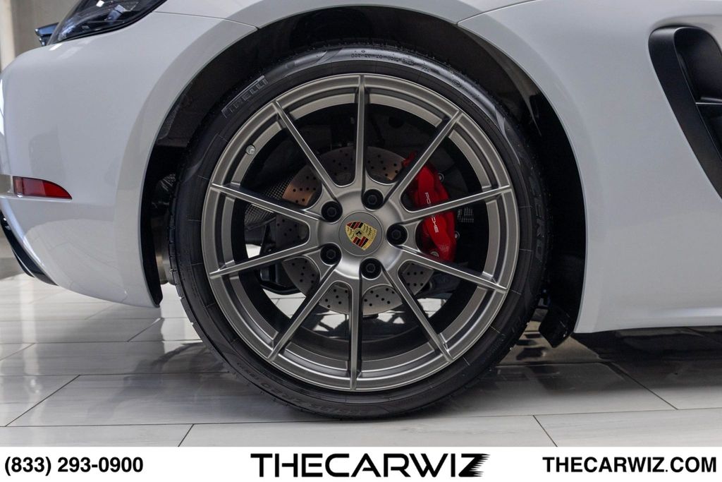 2023 Porsche 718 Cayman