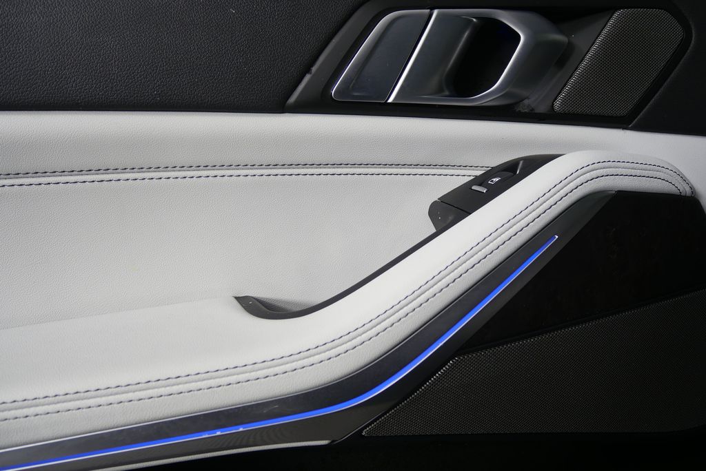 Thumbnail: 2023 BMW X5 - 14