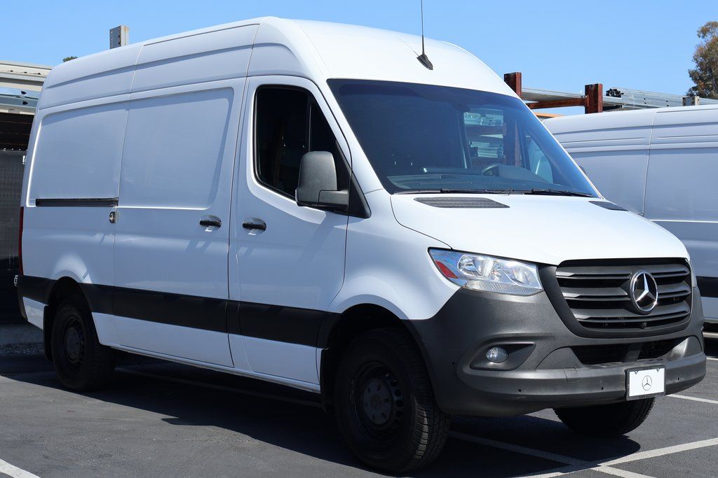 Thumbnail: 2019 Mercedes-Benz Sprinter - 3