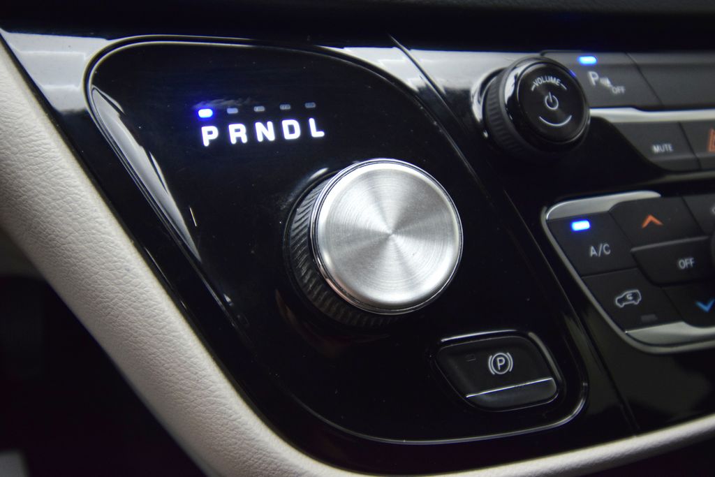 used 2019 Chrysler Pacifica car, priced at $13,800