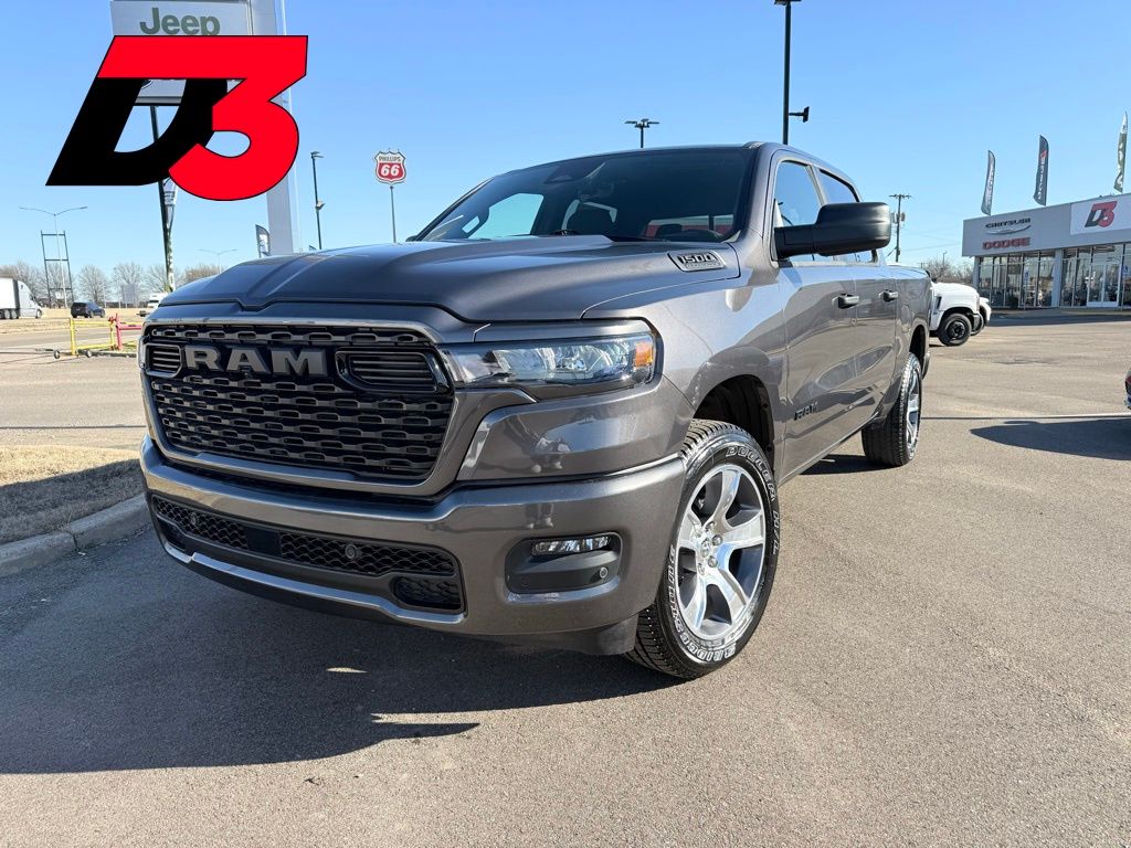 2026 RAM 1500 Express Crew Cab 4WD