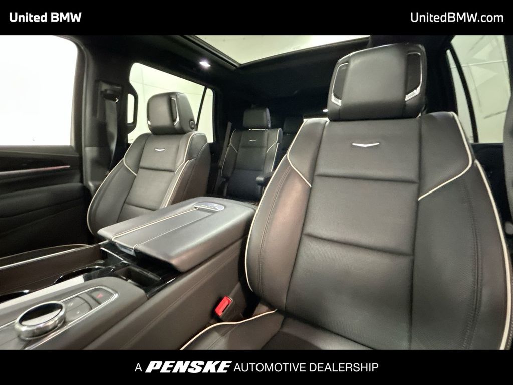 2024 Cadillac Escalade Sport 13