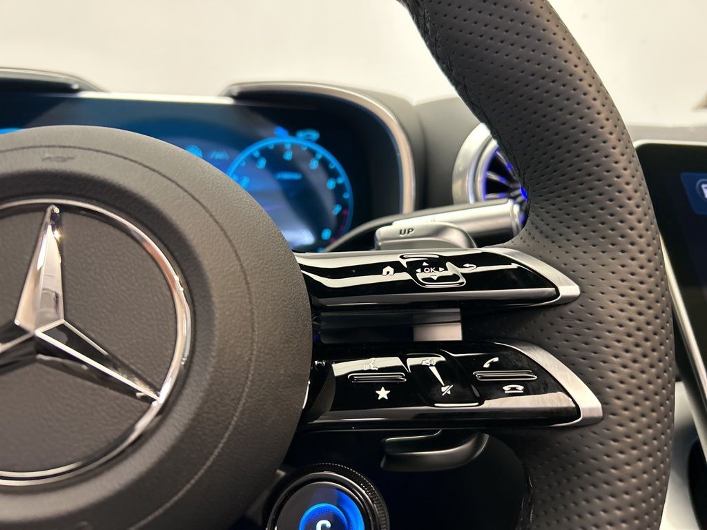 Thumbnail: 2026 Mercedes-Benz SL-Class - 15