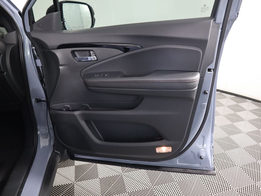 Thumbnail: 2026 Honda Ridgeline - 26