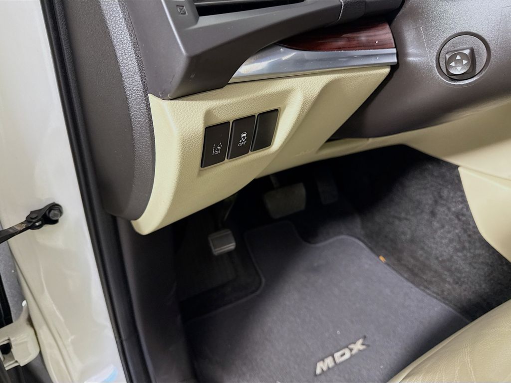 Thumbnail: 2016 Acura MDX - 10