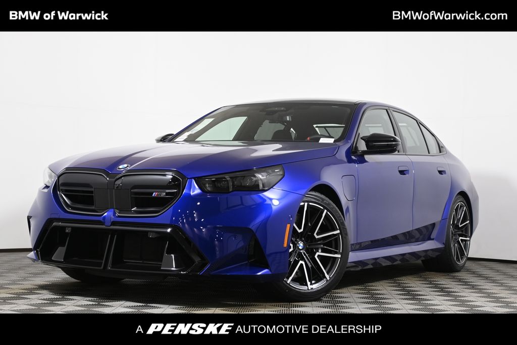 Thumbnail: 2026 BMW M5 - 1