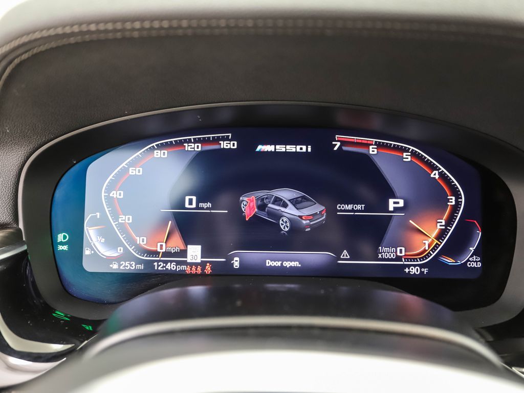 Thumbnail: 2023 BMW 5 Series - 14