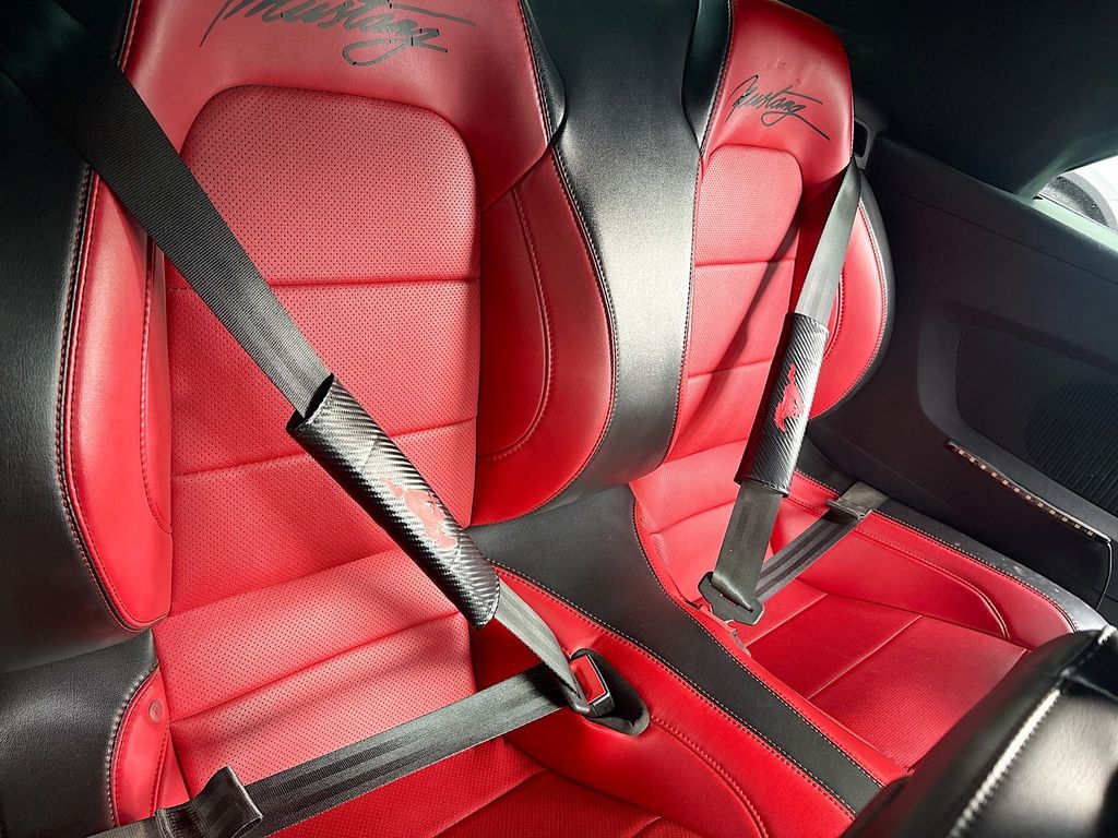 Used 2019 Red Ford GT Premium image 27