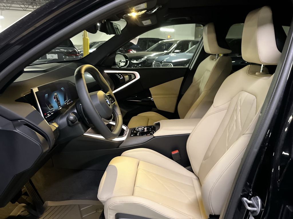 Thumbnail: 2026 BMW X3 - 11