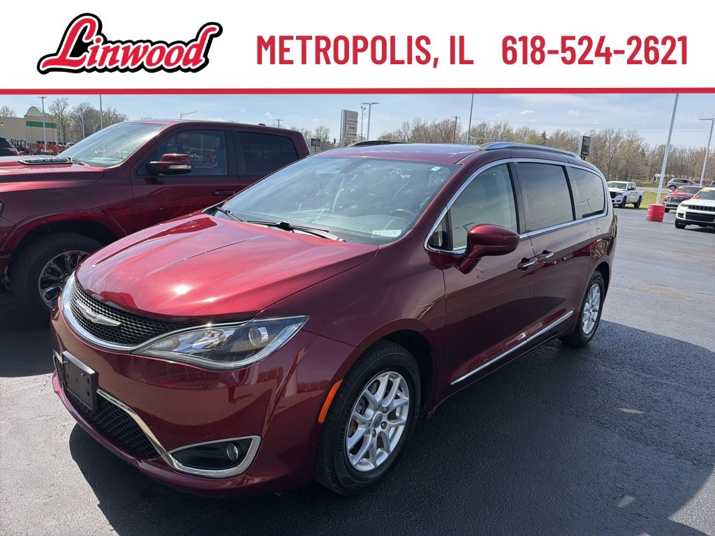 Velvet Red Pearlcoat 2020 Chrysler Pacifica Touring L FWD Minivan Front-Wheel Drive 9-Speed Automatic