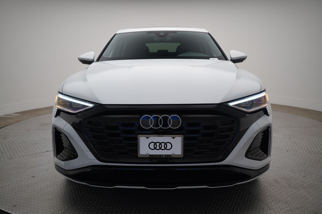 Thumbnail: 2024 Audi Q8 e-tron - 5