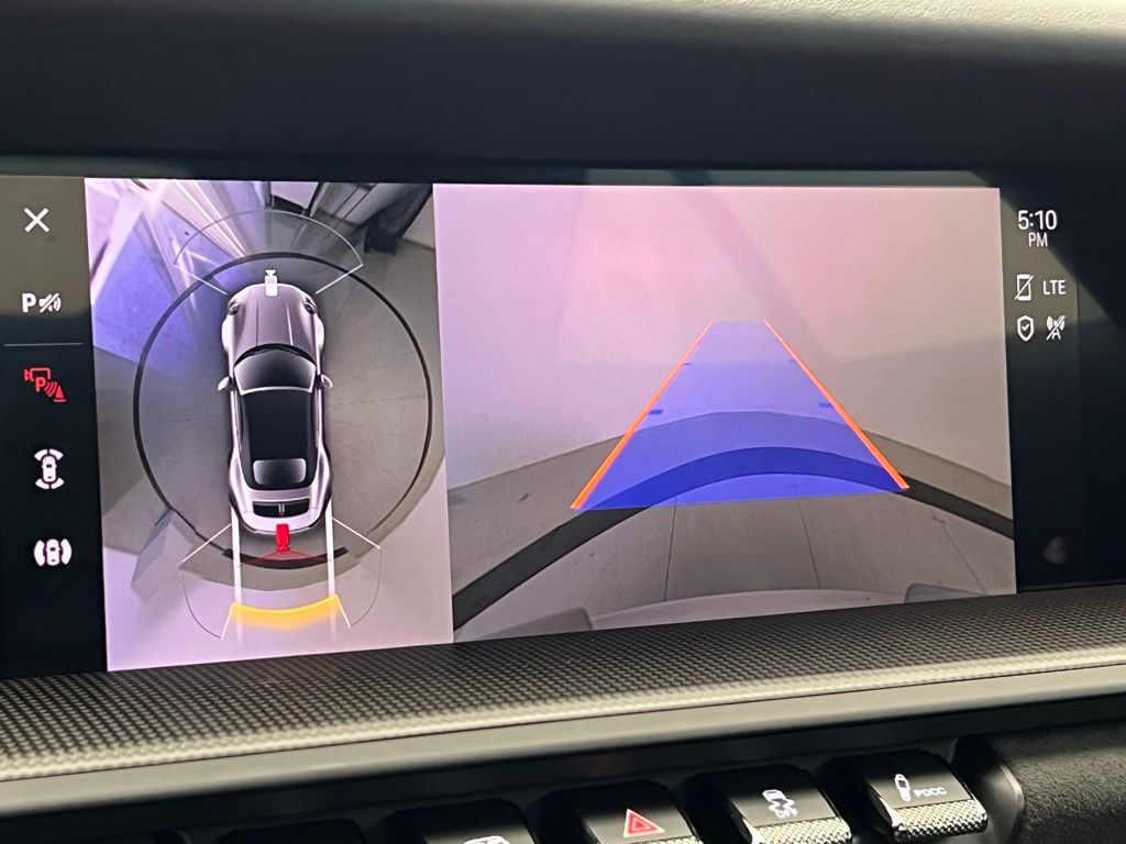 Thumbnail: 2024 Porsche 911 - 16