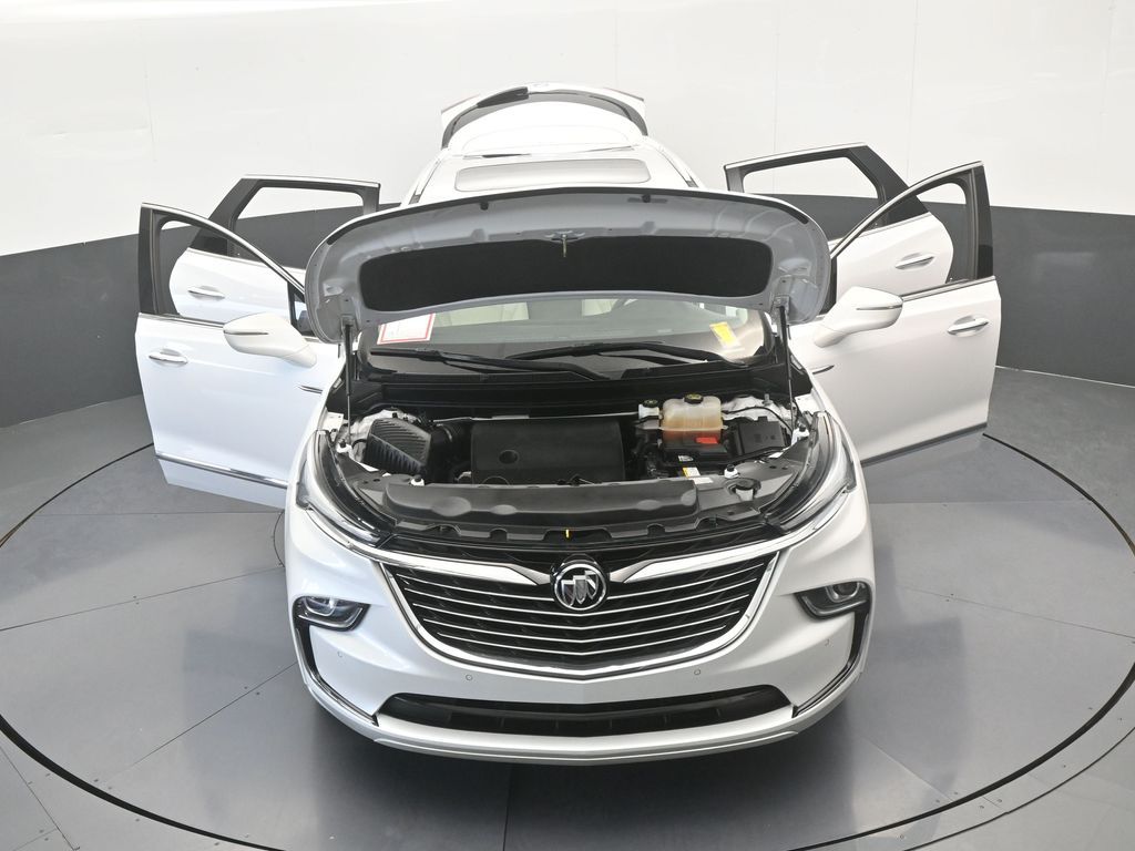 Used 2024 White Frost Tricoat Buick Essence image 77