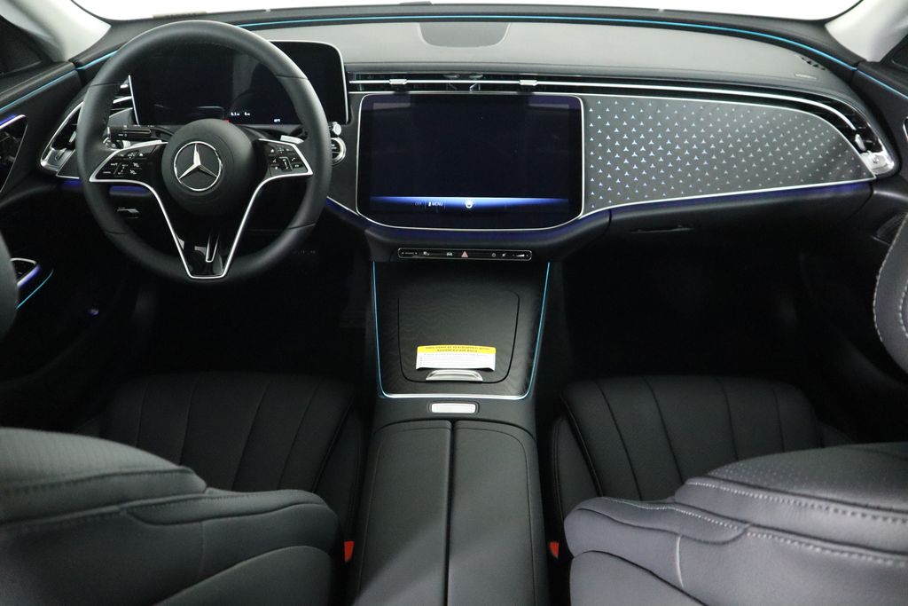 Thumbnail: 2025 Mercedes-Benz E-Class - 13