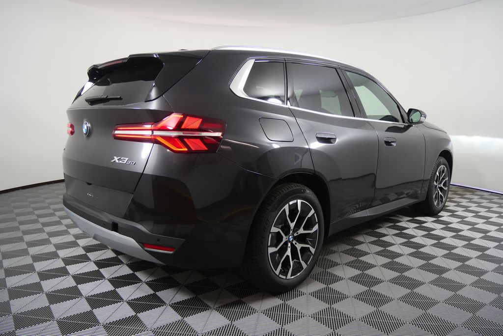 Thumbnail: 2026 BMW X3 - 3