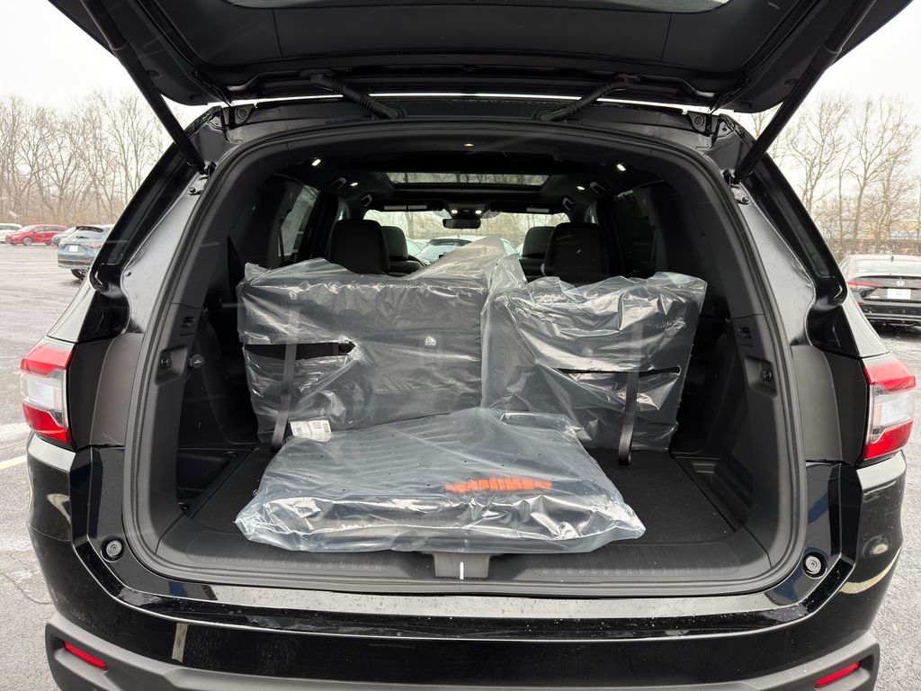 Thumbnail: 2026 Honda Pilot - 22