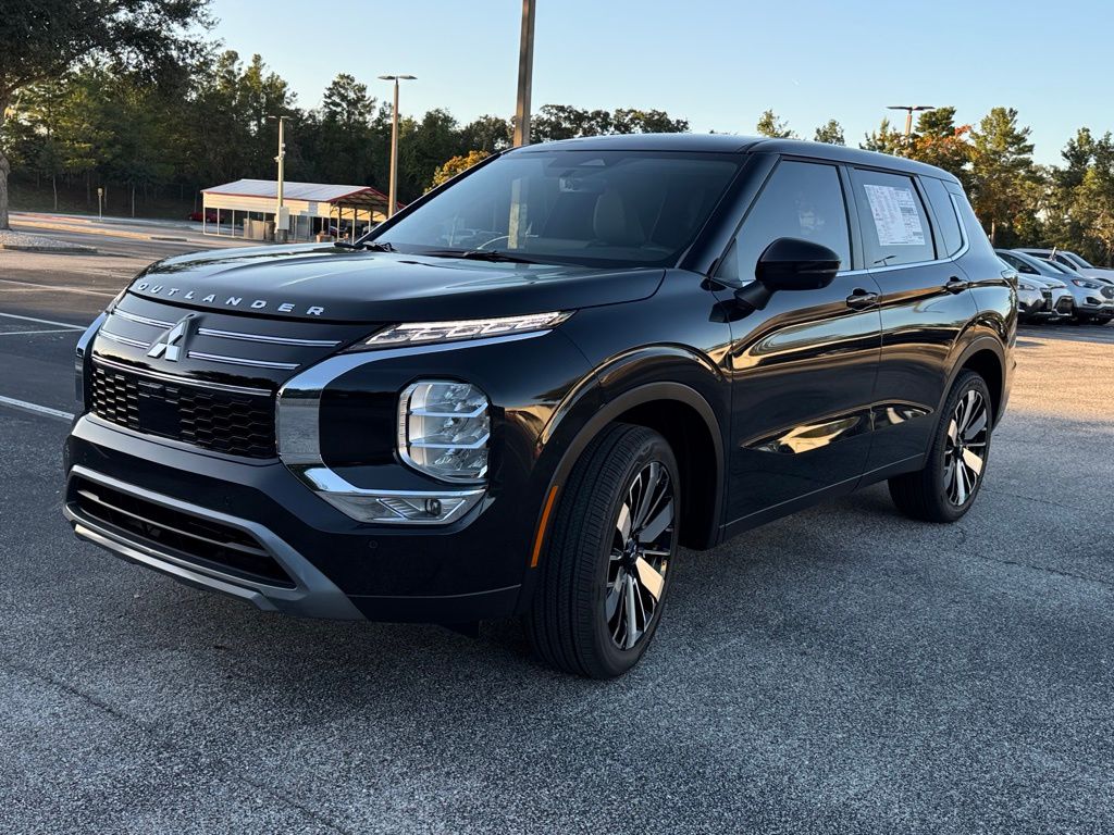 New 2025 Mitsubishi Outlander SUV