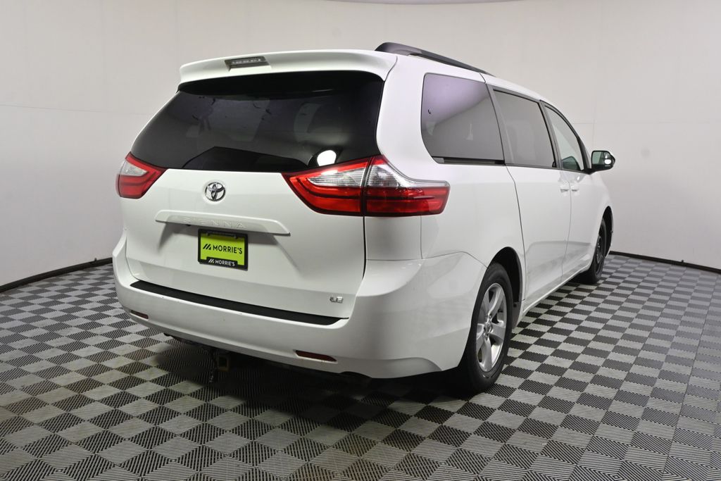 Used 2016  Toyota LE image 6