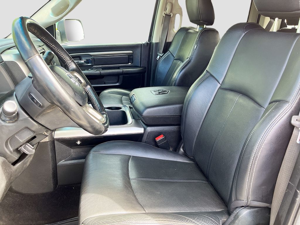 Used 2018 White Ram Laramie image 22