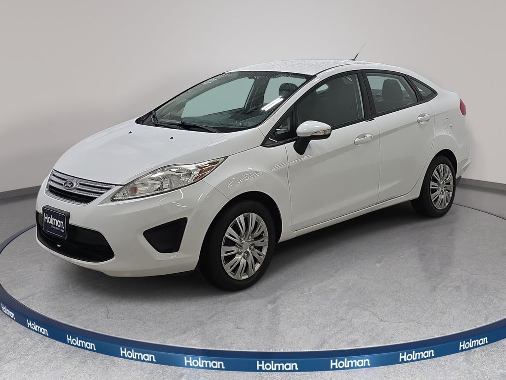 2013 Ford Fiesta SE