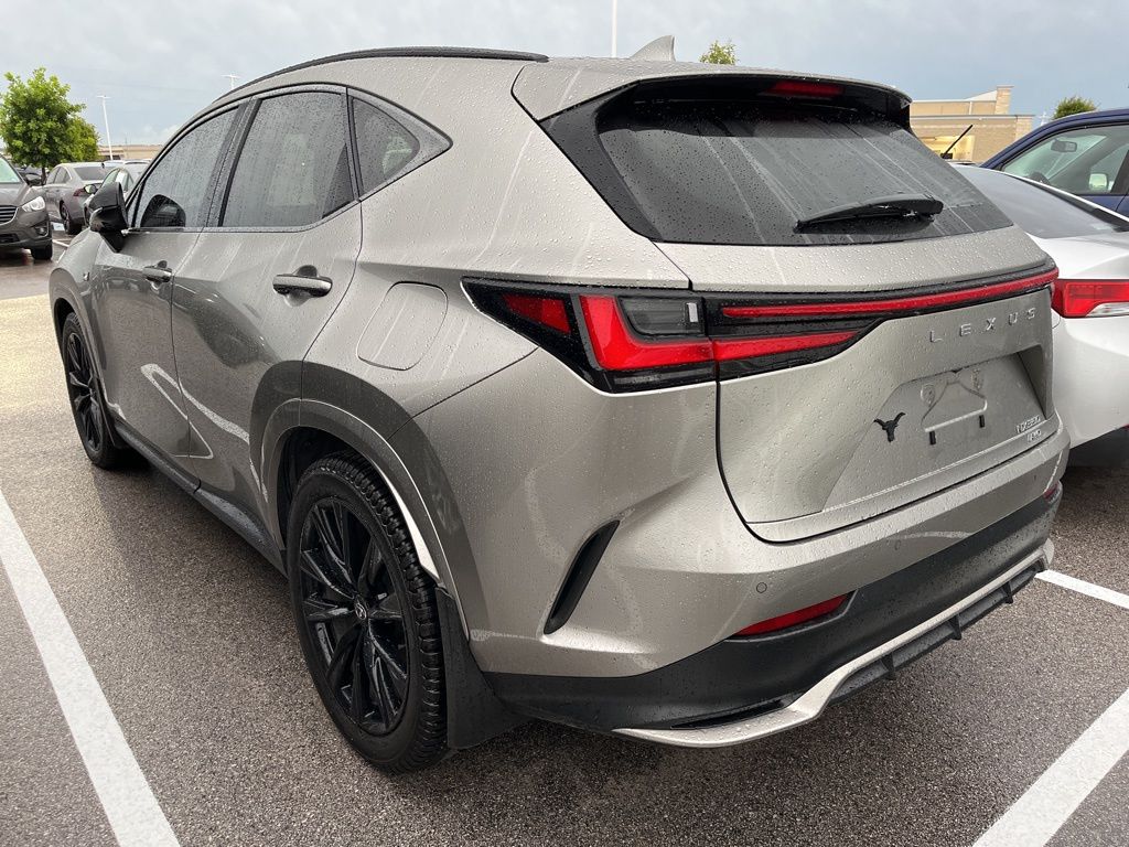 2022 Lexus NX  4